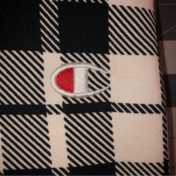 Champion excellent condition sweatshirt size Large - Picture 2 of 13